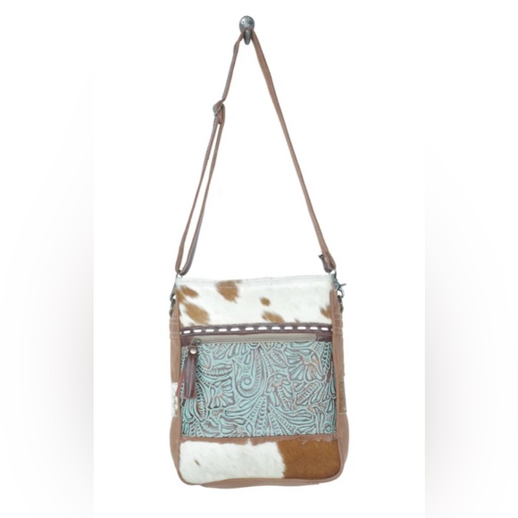 Myra Bag Leather & Hairon cowhide NEW IN PACKAGE Boho cowgirl western style - Picture 2 of 4